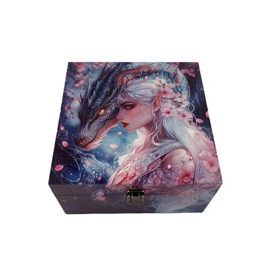 G120- Dragon Queen wooden box