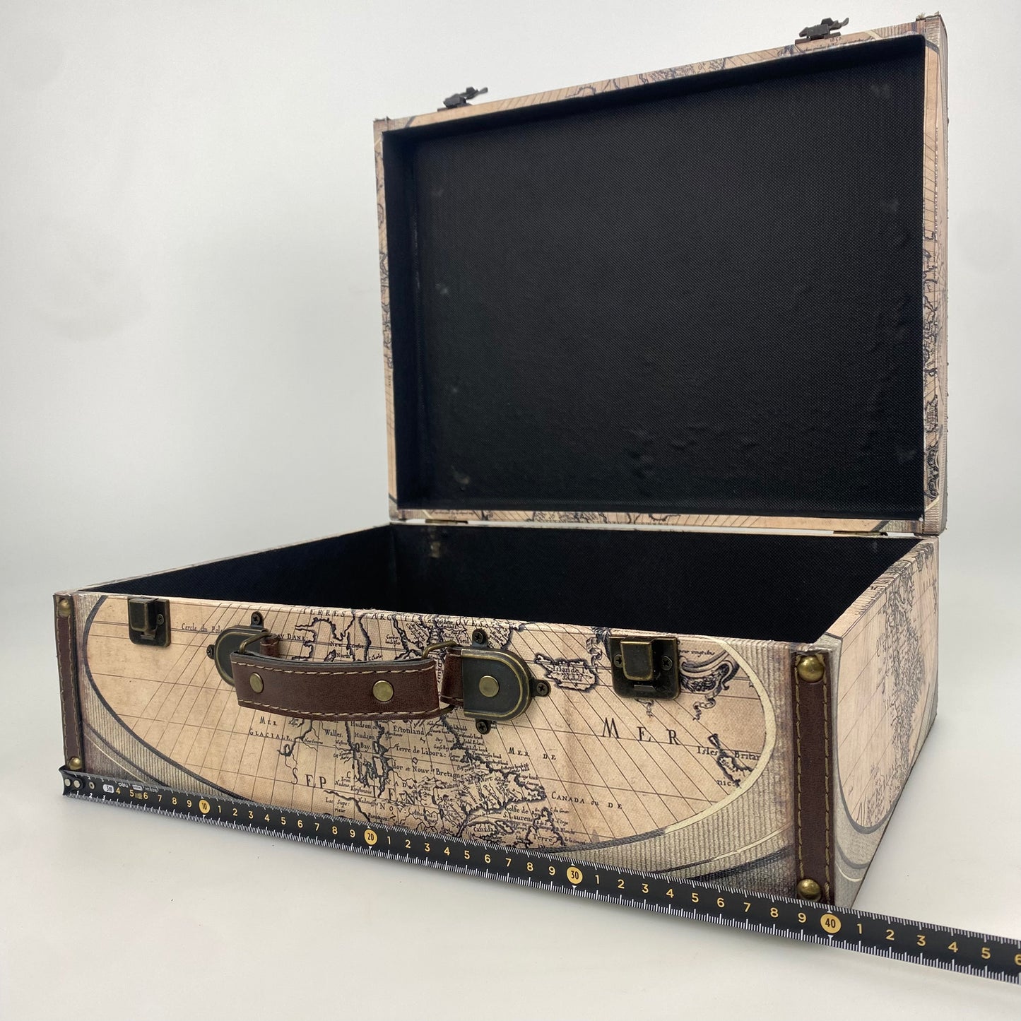 S185-Suitcase