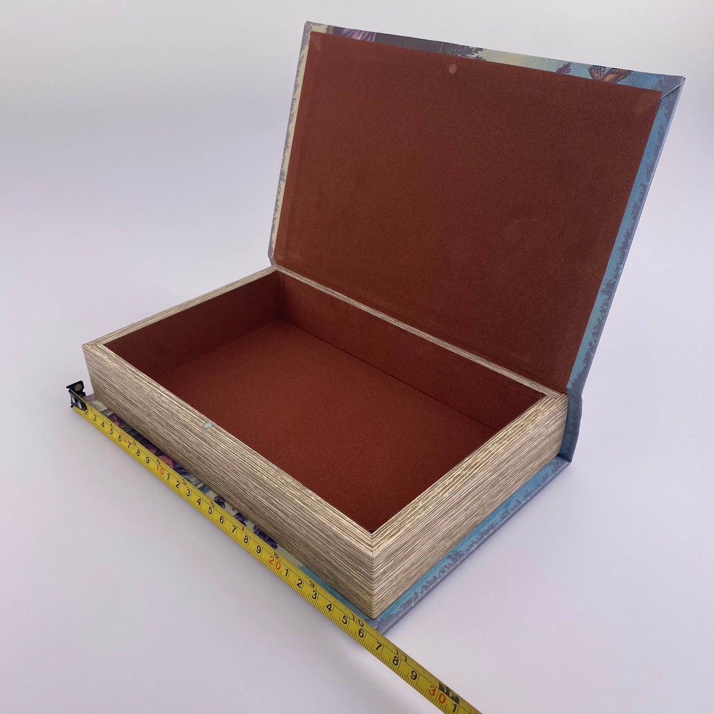 B300-Book Box