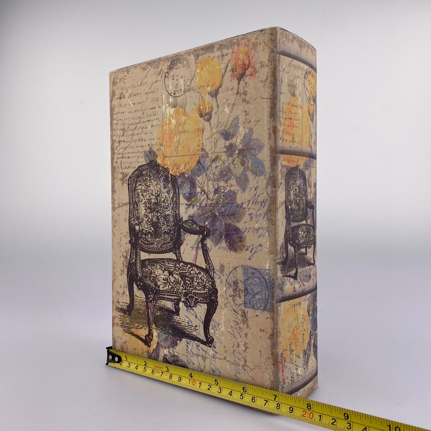 B331-Book Box